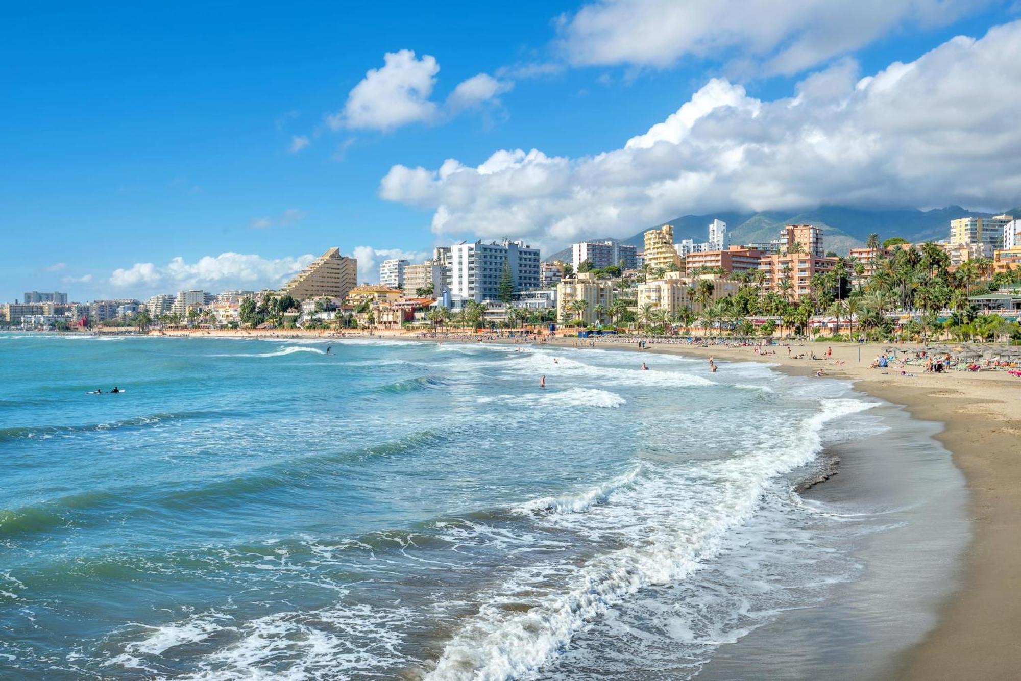 Diana Apartment Benalmadena Bagian luar foto