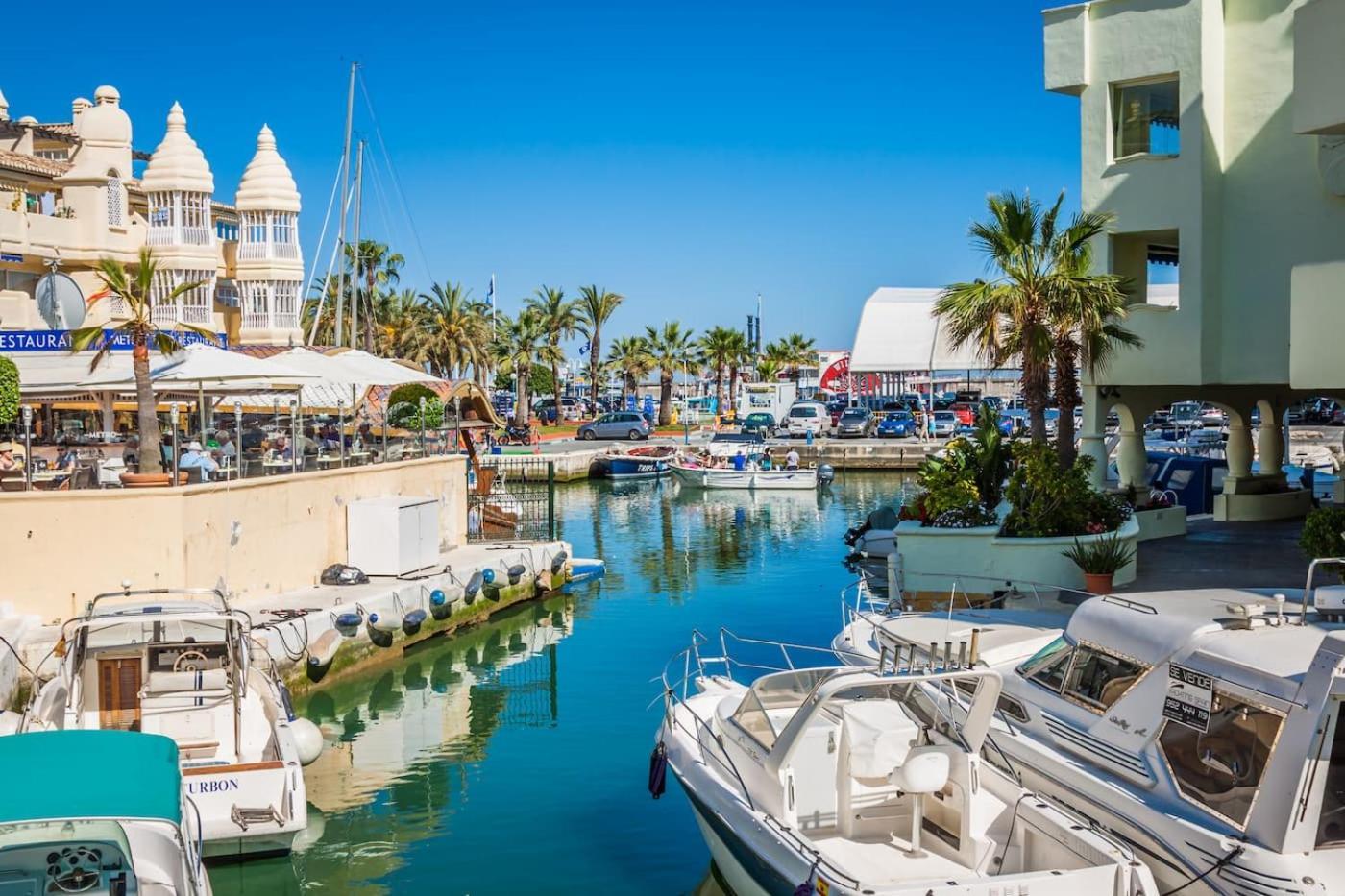 Diana Apartment Benalmadena Bagian luar foto