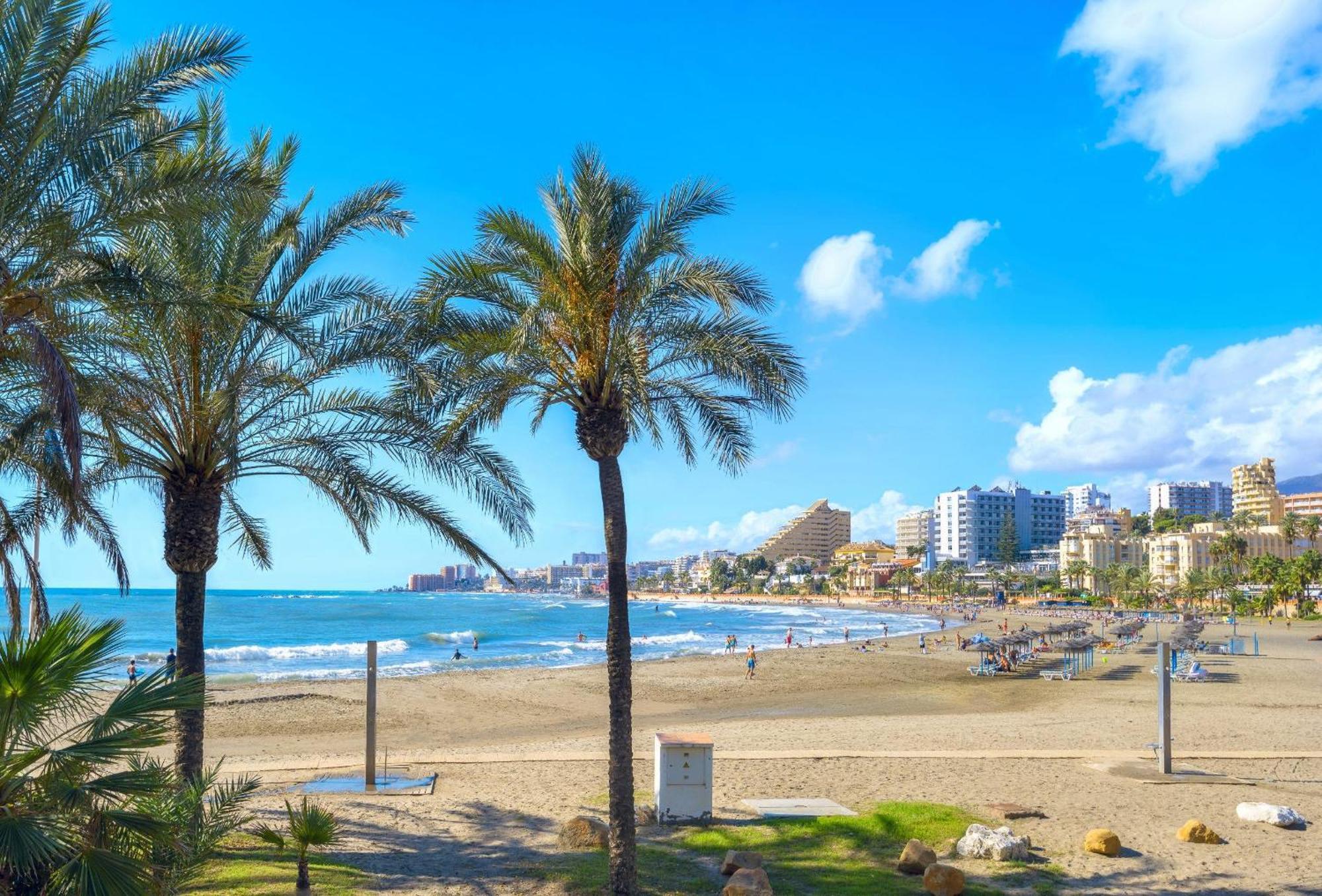 Diana Apartment Benalmadena Bagian luar foto